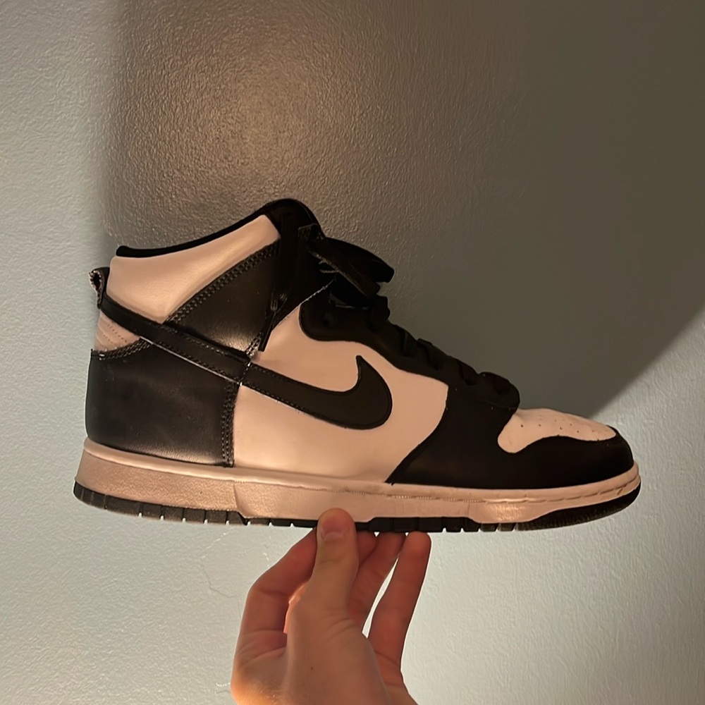 Nike panda dunk high